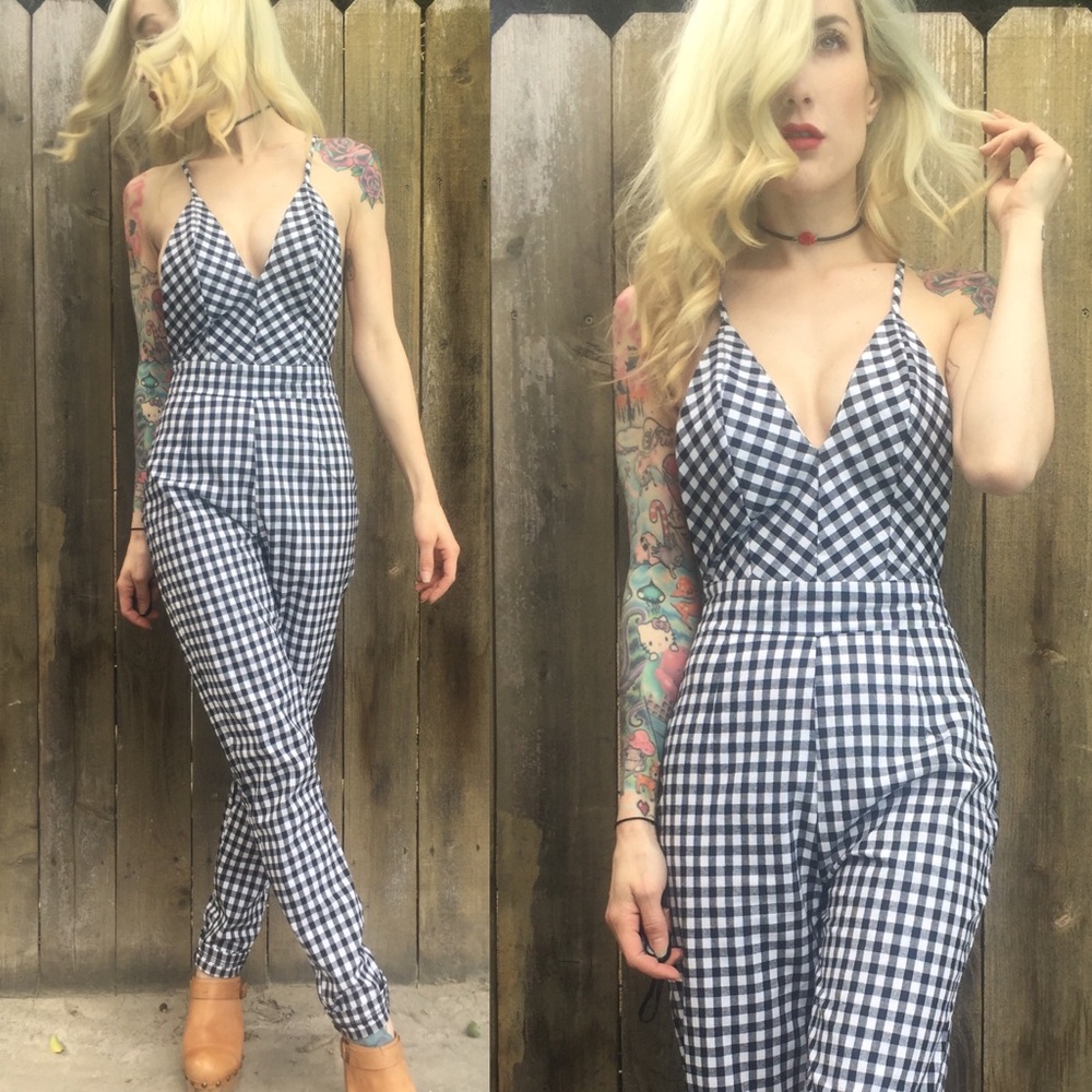 Gingham open back jumpsuit - Picture 2 of 5